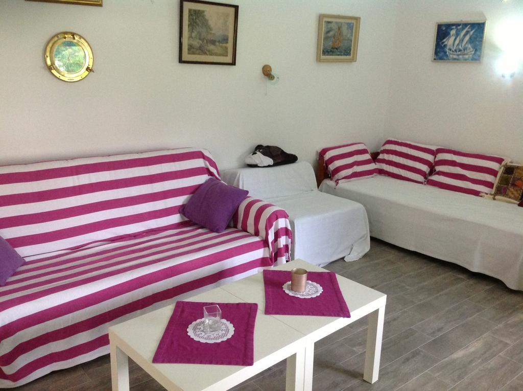 Holiday House Altea Banjole Kamer foto
