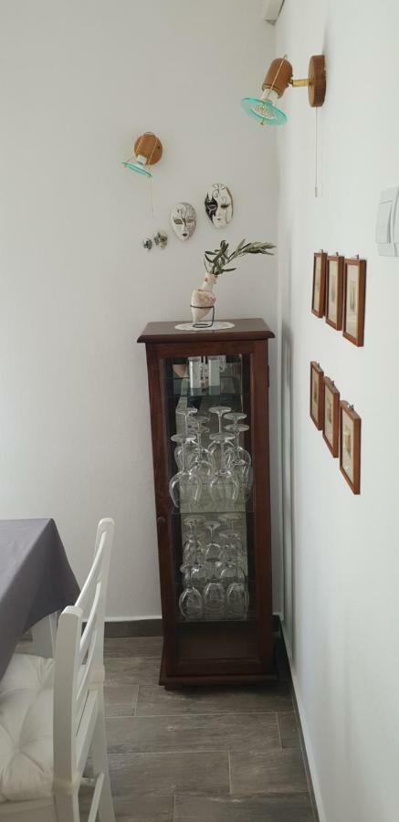 Holiday House Altea Banjole Buitenkant foto