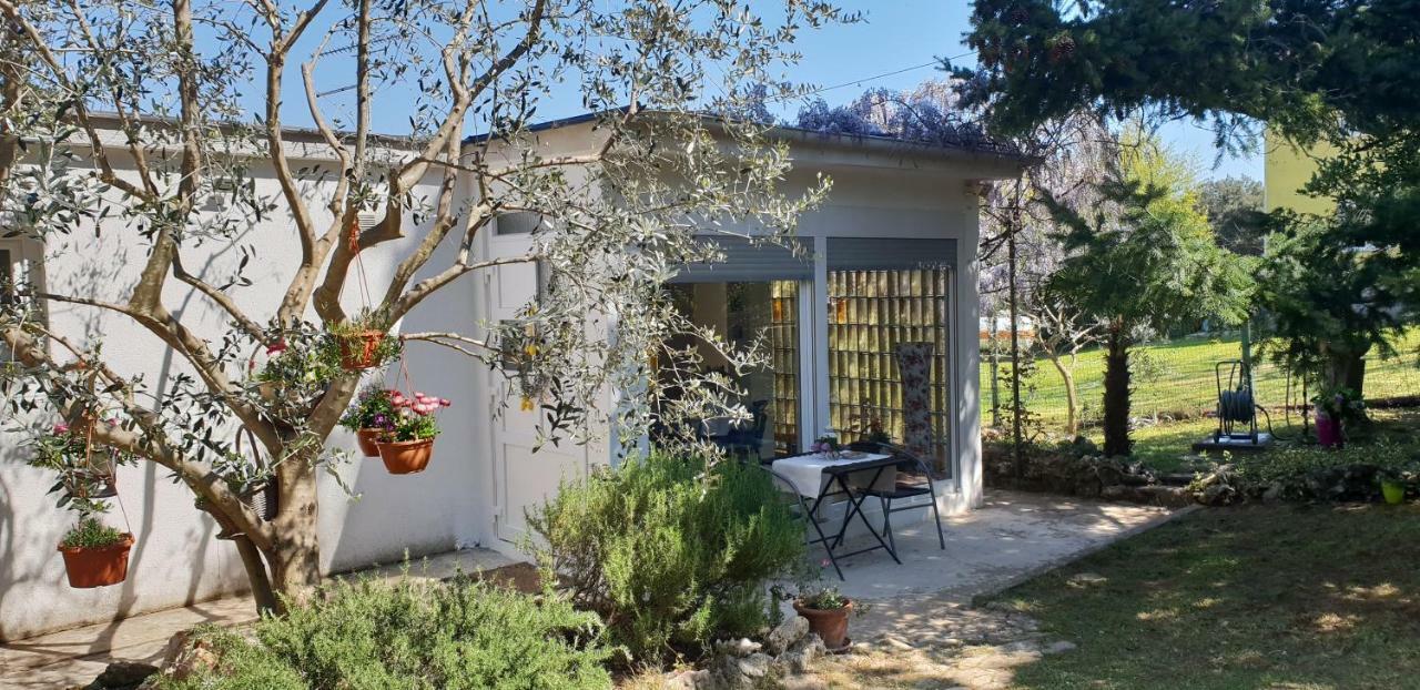 Holiday House Altea Banjole Buitenkant foto